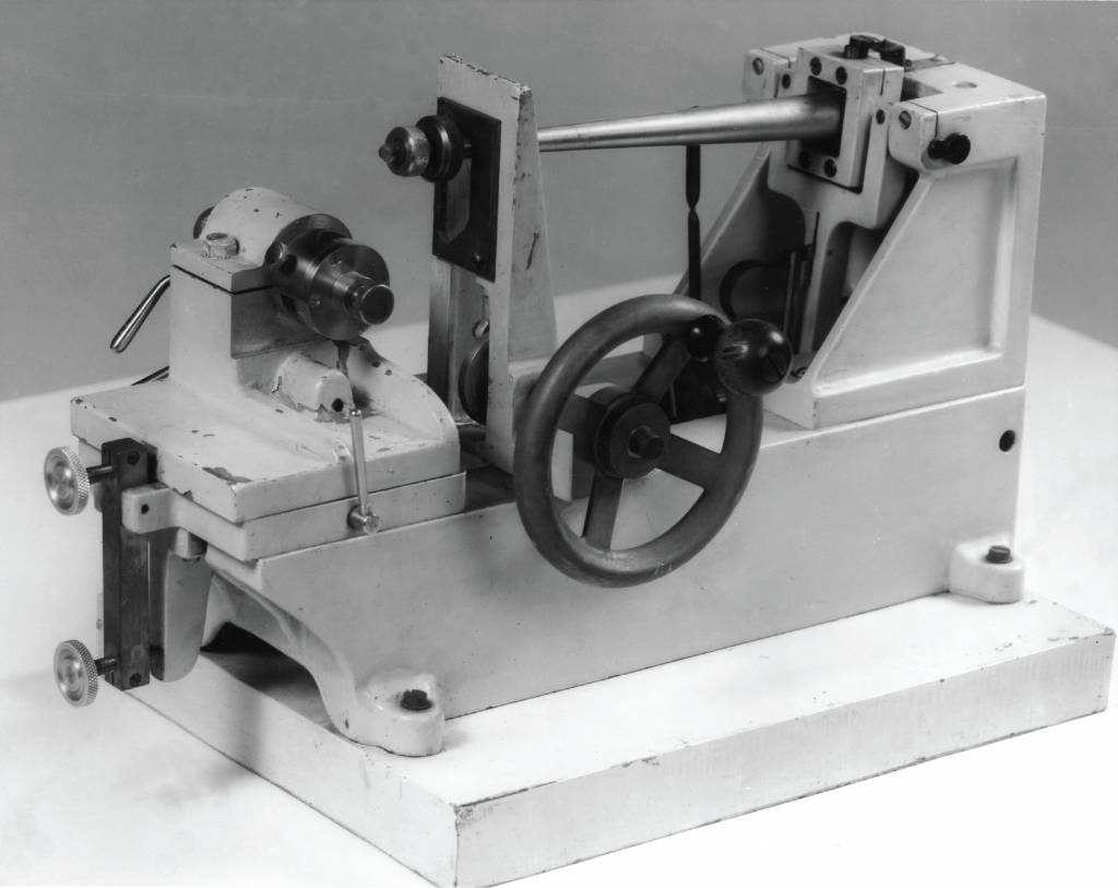 Porter-Blum microtome, 1952.