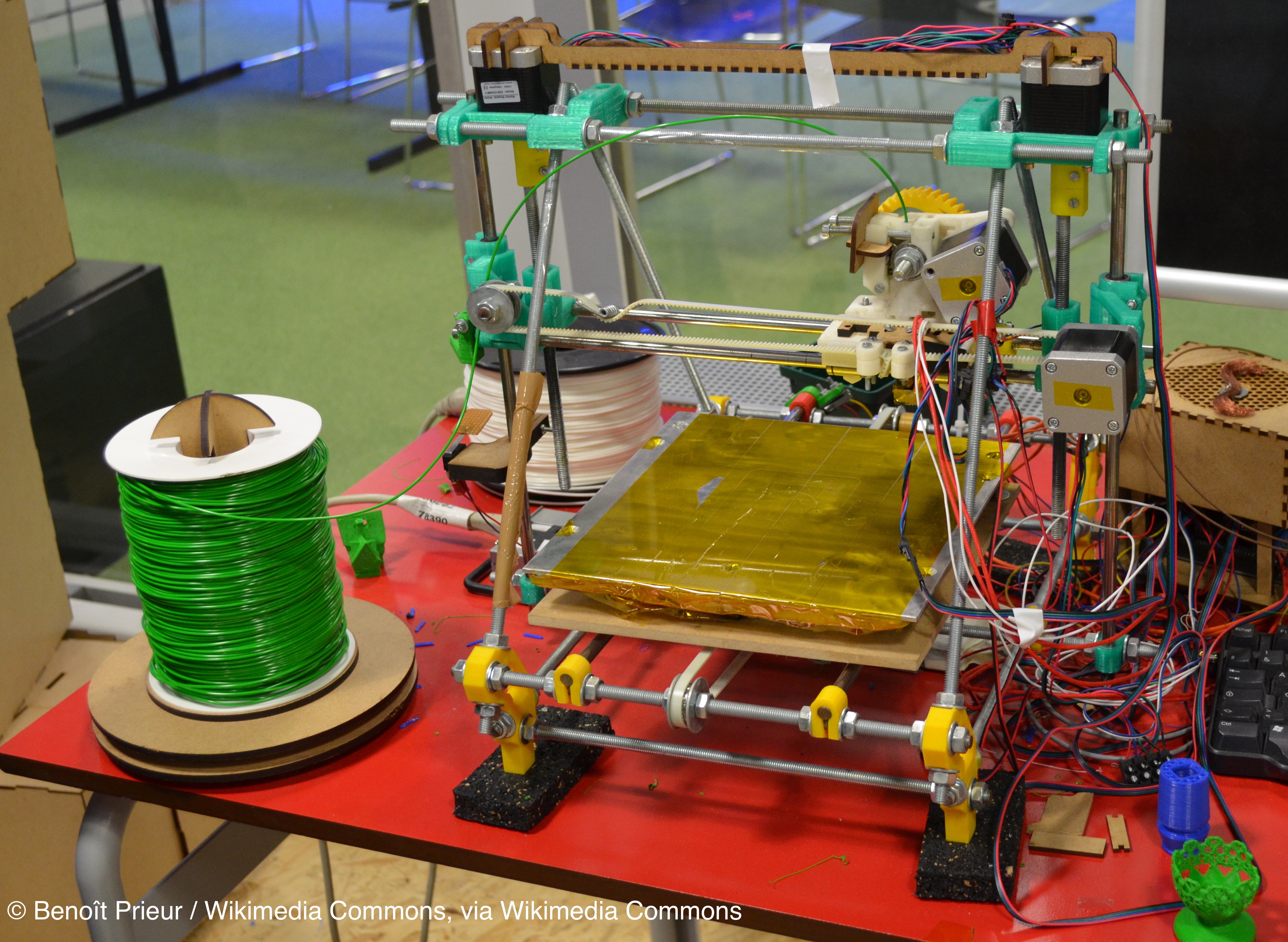 On Using a Makerspace for STEM Education